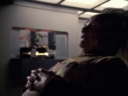 extant_StarTrek_VOY_6x07-DragonsTeeth_01940.jpg