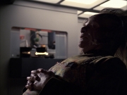 extant_StarTrek_VOY_6x07-DragonsTeeth_01943.jpg