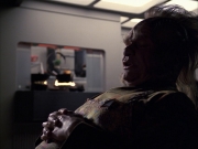 extant_StarTrek_VOY_6x07-DragonsTeeth_01990.jpg