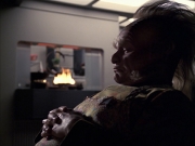 extant_StarTrek_VOY_6x07-DragonsTeeth_02002.jpg