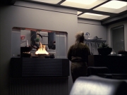 extant_StarTrek_VOY_6x07-DragonsTeeth_02010.jpg