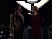 extant_StarTrek_VOY_6x07-DragonsTeeth_02043.jpg