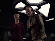 extant_StarTrek_VOY_6x07-DragonsTeeth_02075.jpg