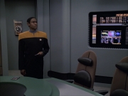 extant_StarTrek_VOY_6x07-DragonsTeeth_02144.jpg