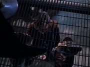 extant_StarTrek_VOY_6x07-DragonsTeeth_02246.jpg