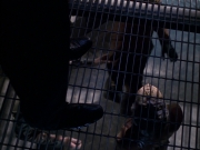 extant_StarTrek_VOY_6x07-DragonsTeeth_02250.jpg