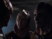extant_StarTrek_VOY_6x07-DragonsTeeth_02279.jpg