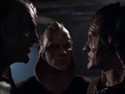extant_StarTrek_VOY_6x07-DragonsTeeth_02284.jpg