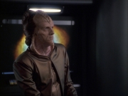 extant_StarTrek_VOY_6x07-DragonsTeeth_02338.jpg