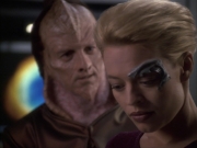 extant_StarTrek_VOY_6x07-DragonsTeeth_02394.jpg
