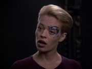 extant_StarTrek_VOY_6x07-DragonsTeeth_02440.jpg