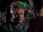extant_StarTrek_VOY_6x07-DragonsTeeth_02475.jpg