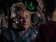 extant_StarTrek_VOY_6x07-DragonsTeeth_02476.jpg