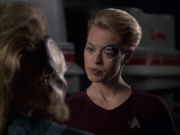extant_StarTrek_VOY_6x07-DragonsTeeth_02503.jpg