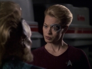 extant_StarTrek_VOY_6x07-DragonsTeeth_02505.jpg