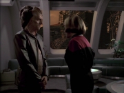 extant_StarTrek_VOY_6x07-DragonsTeeth_02586.jpg