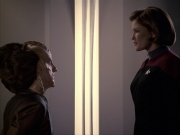 extant_StarTrek_VOY_6x07-DragonsTeeth_02632.jpg