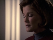 extant_StarTrek_VOY_6x07-DragonsTeeth_02668.jpg