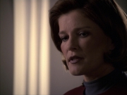 extant_StarTrek_VOY_6x07-DragonsTeeth_02686.jpg