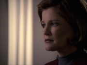 extant_StarTrek_VOY_6x07-DragonsTeeth_02723.jpg