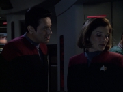 extant_StarTrek_VOY_6x07-DragonsTeeth_02804.jpg