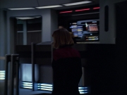 extant_StarTrek_VOY_6x07-DragonsTeeth_02812.jpg