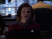 extant_StarTrek_VOY_6x07-DragonsTeeth_02849.jpg