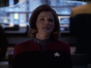 extant_StarTrek_VOY_6x07-DragonsTeeth_02854.jpg