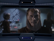 extant_StarTrek_VOY_6x07-DragonsTeeth_02862.jpg
