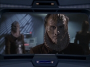 extant_StarTrek_VOY_6x07-DragonsTeeth_02894.jpg