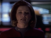 extant_StarTrek_VOY_6x07-DragonsTeeth_02897.jpg