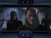 extant_StarTrek_VOY_6x07-DragonsTeeth_02900.jpg