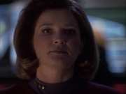 extant_StarTrek_VOY_6x07-DragonsTeeth_02903.jpg