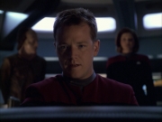 extant_StarTrek_VOY_6x07-DragonsTeeth_02932.jpg
