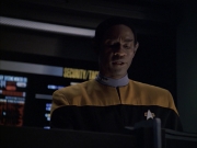 extant_StarTrek_VOY_6x07-DragonsTeeth_02935.jpg
