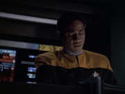 extant_StarTrek_VOY_6x07-DragonsTeeth_02952.jpg
