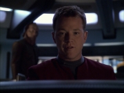 extant_StarTrek_VOY_6x07-DragonsTeeth_02967.jpg