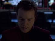 extant_StarTrek_VOY_6x07-DragonsTeeth_02981.jpg