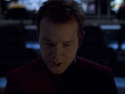 extant_StarTrek_VOY_6x07-DragonsTeeth_02982.jpg