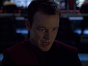 extant_StarTrek_VOY_6x07-DragonsTeeth_02983.jpg