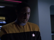 extant_StarTrek_VOY_6x07-DragonsTeeth_02986.jpg