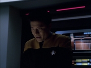 extant_StarTrek_VOY_6x07-DragonsTeeth_03068.jpg