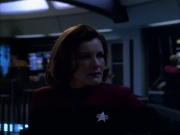extant_StarTrek_VOY_6x07-DragonsTeeth_03072.jpg