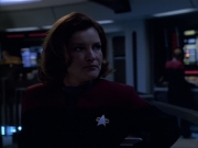 extant_StarTrek_VOY_6x07-DragonsTeeth_03076.jpg
