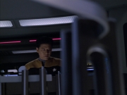 extant_StarTrek_VOY_6x07-DragonsTeeth_03107.jpg