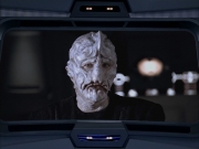 extant_StarTrek_VOY_6x07-DragonsTeeth_03124.jpg