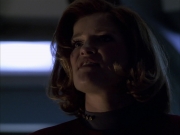 extant_StarTrek_VOY_6x07-DragonsTeeth_03133.jpg