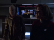 extant_StarTrek_VOY_6x07-DragonsTeeth_03150.jpg