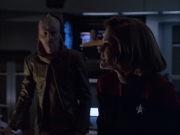 extant_StarTrek_VOY_6x07-DragonsTeeth_03159.jpg