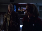 extant_StarTrek_VOY_6x07-DragonsTeeth_03164.jpg